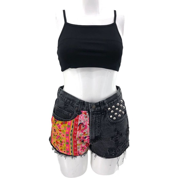 Gap Denim (31) VINTAGE 90s Black Easy Fit Floral Patch Studd Cut Off Jean Shorts - Picture 2 of 11